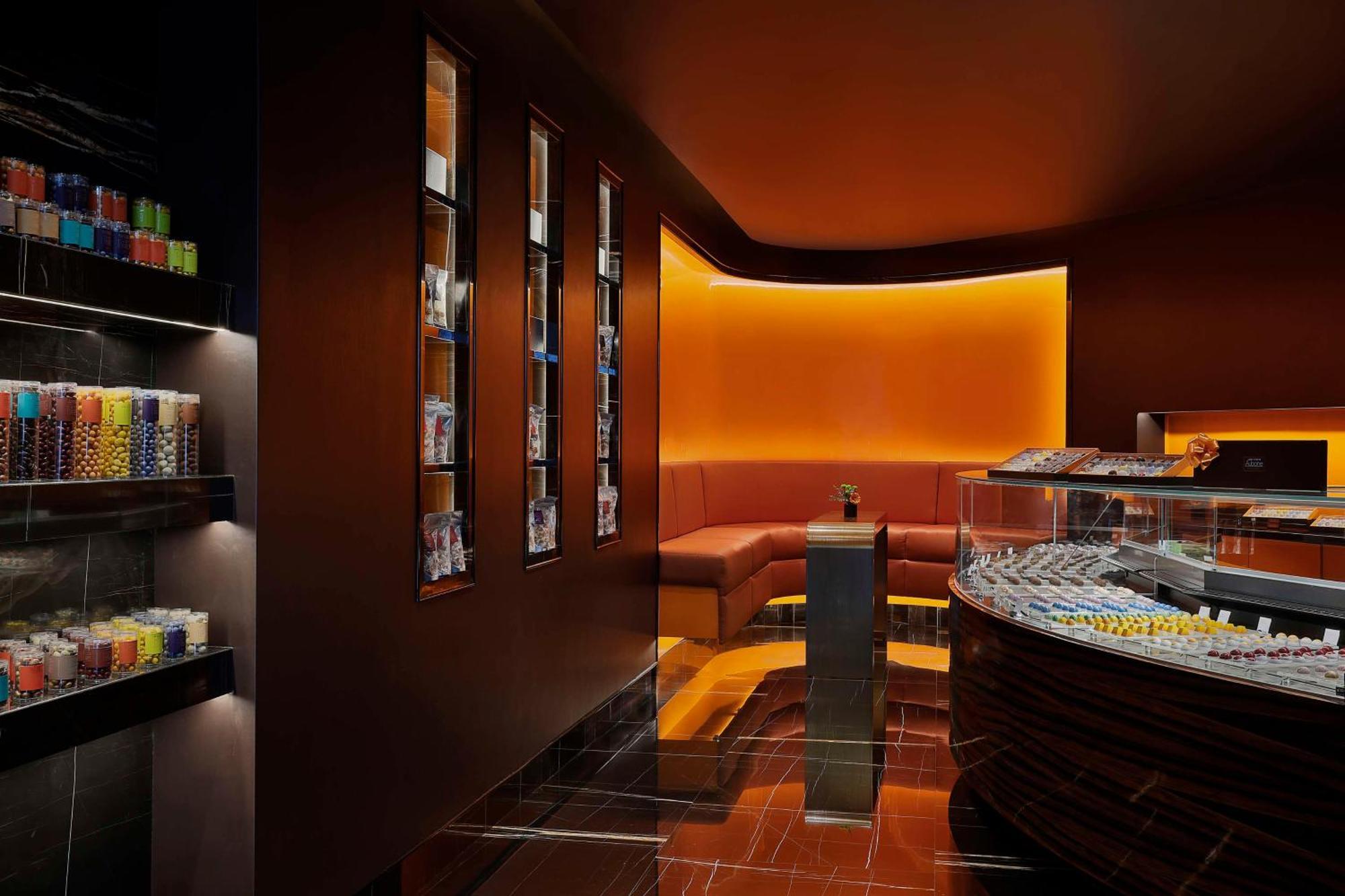 Waldorf Astoria Doha Lusail Экстерьер фото The interior of the bar