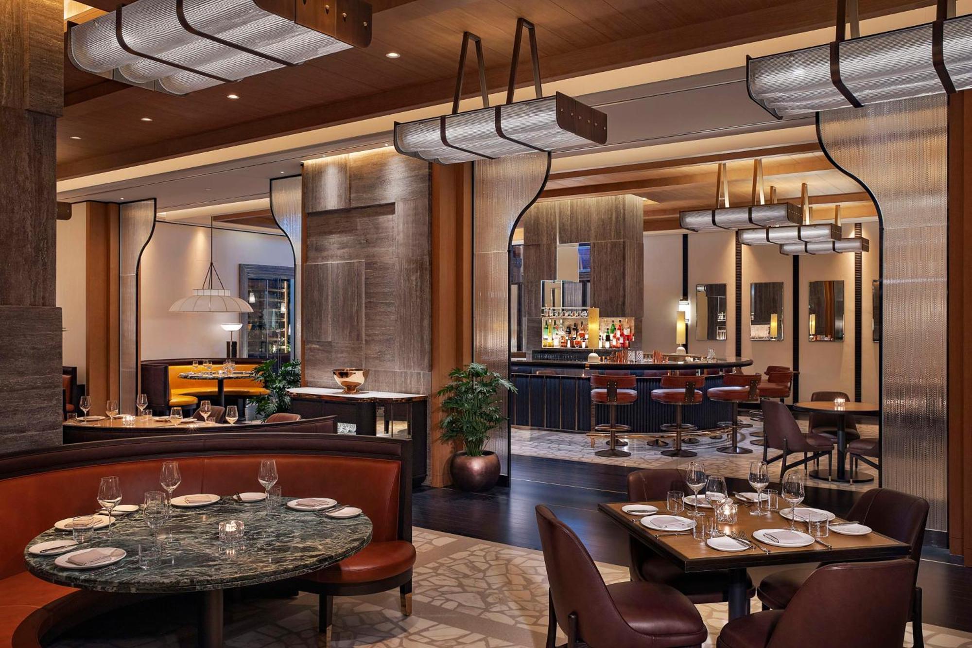 Waldorf Astoria Doha Lusail Экстерьер фото The interior of the restaurant